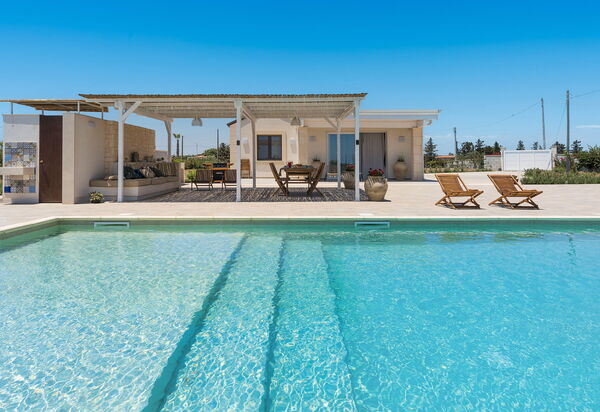 Villa Paolina: бассейн, Открытый, Экстерьеры