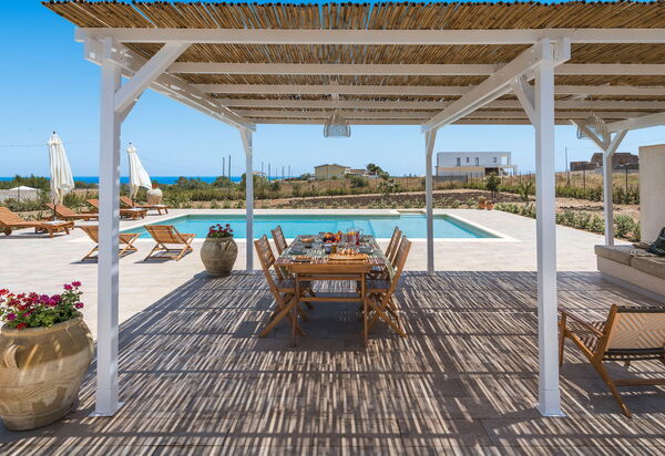 Villa Paolina: Балкон / Терраса / Патио, бассейн, Открытый, Экстерьеры