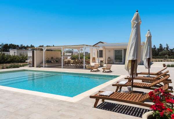 Villa Paolina: Балкон / Терраса / Патио, бассейн, Открытый, Экстерьеры