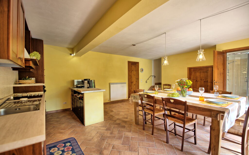 Casa Minuccia: Esszimmer, Küche