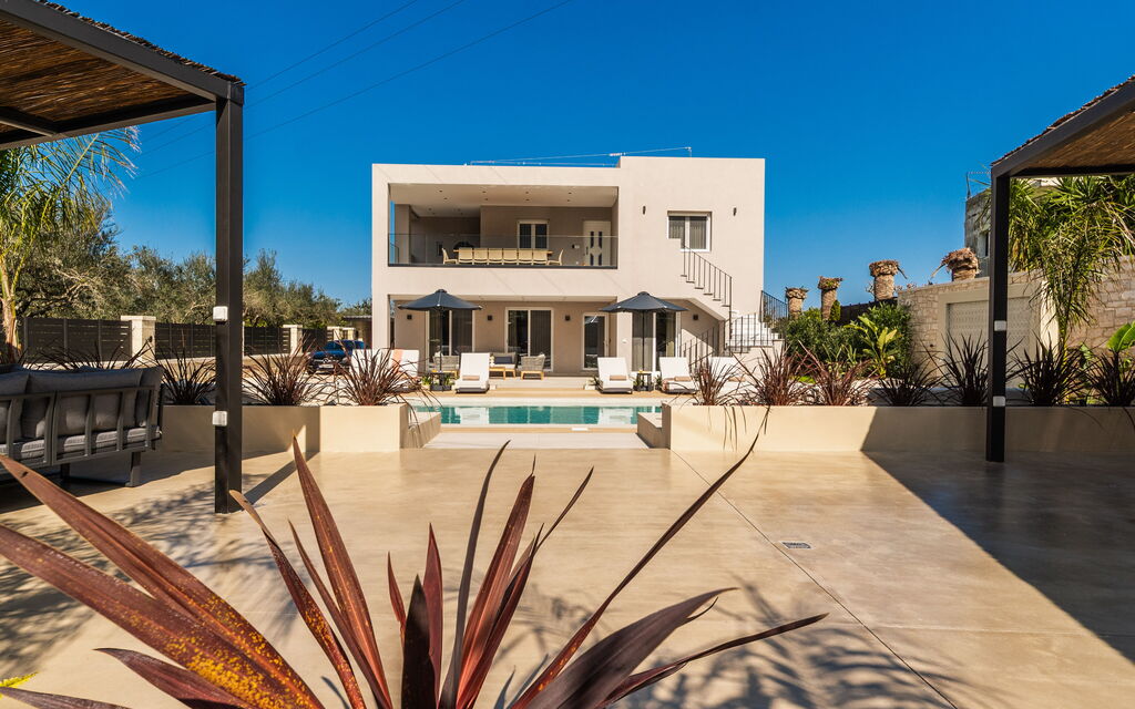 Villa Serenity: all'aperto, Esterni, Giardino