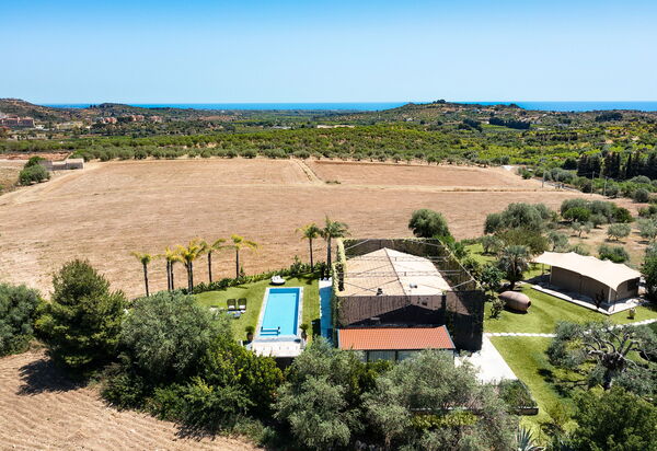 Villa Agnese: Взгляды