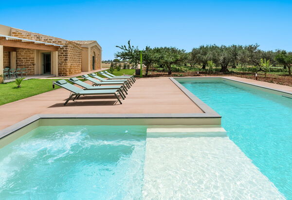 Villa Cavalè: бассейн, Открытый, Экстерьеры