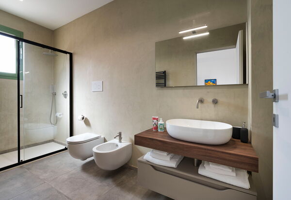 Villa Cavalè: Ванная комната