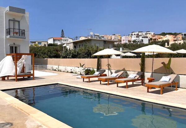 Christianna Apartments