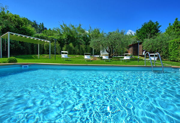 Villa Marusca: Außen, Draussen, Garten, Schwimmbad