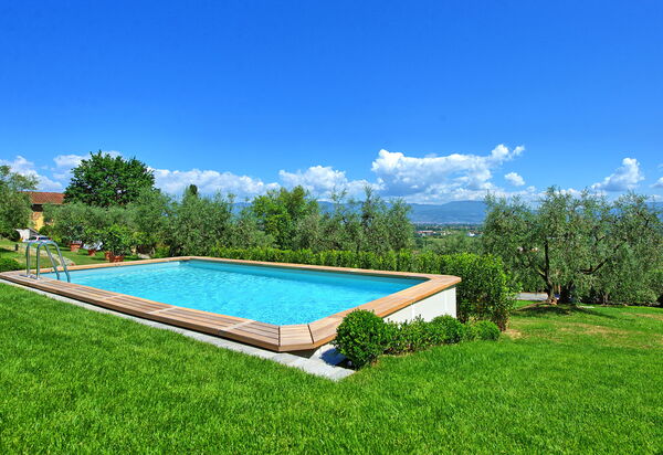 Villa Marusca: Ansichten, Außen, Draussen, Garten, Schwimmbad