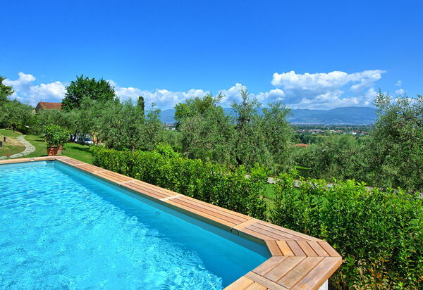 Villa Marusca: Außen, Draussen, Schwimmbad