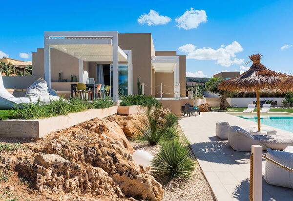 Villa Castalia: бассейн, Открытый, Экстерьеры