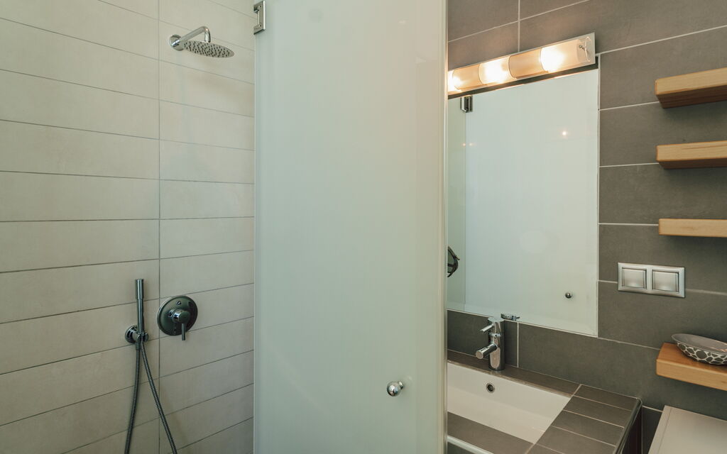 Villa Kera Panorama: Ванная комната