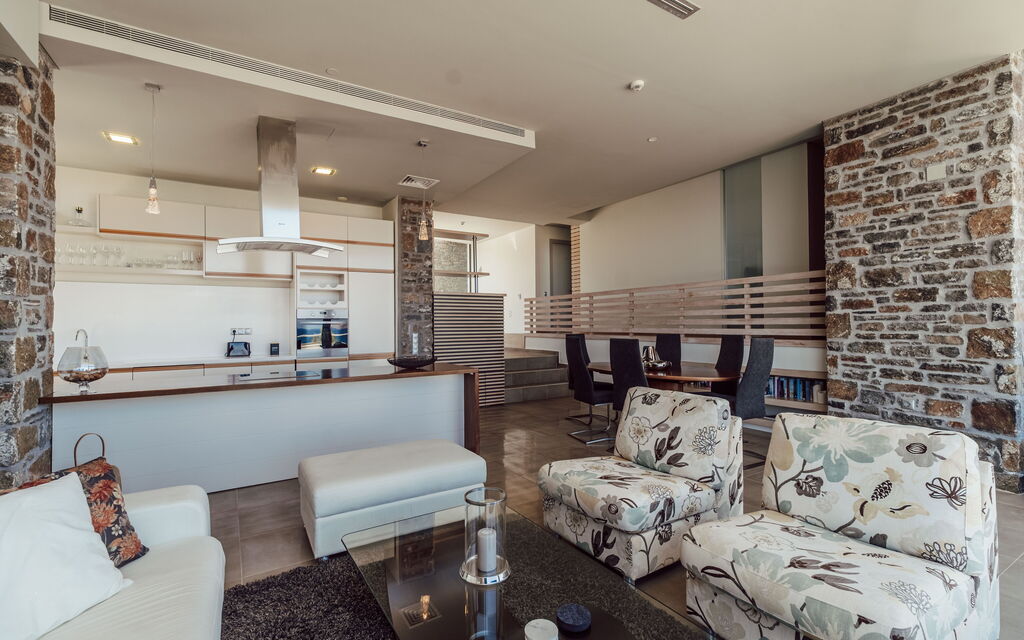 Villa Kera Panorama: Гостиная