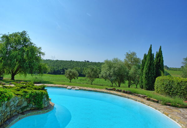 Casale Delle Mele: Draussen, Schwimmbad