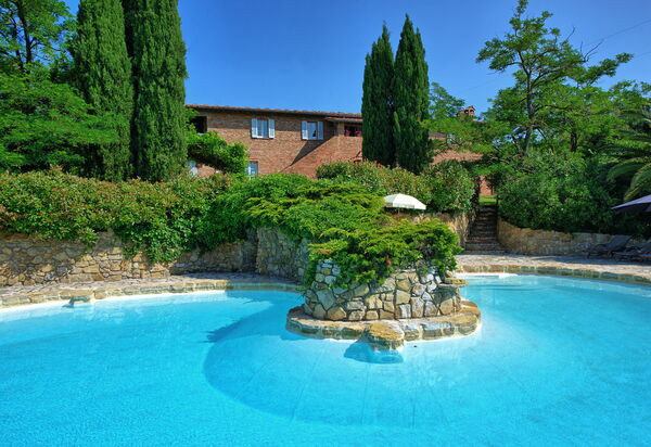 Casale Delle Mele: Draussen, Schwimmbad