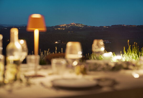 Villa Elmi: Ansichten, Außen, Balkon / Terrasse / Patio, Draussen