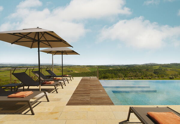 Villa Elmi: Ansichten, Außen, Draussen, Schwimmbad