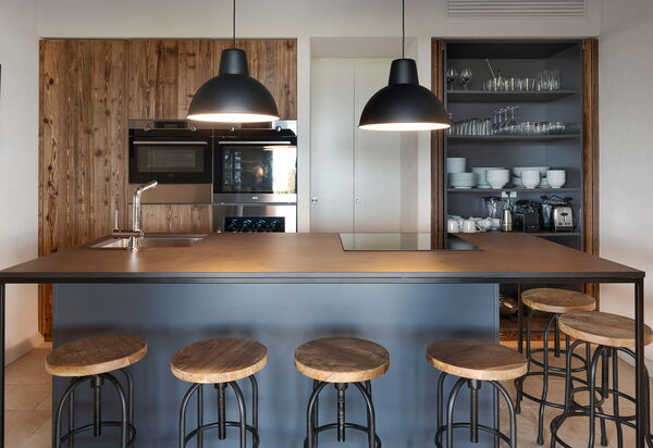 Villa Zigulì: Кухня, Столовая