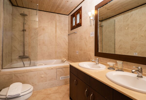 Villa Faye: Ванная комната