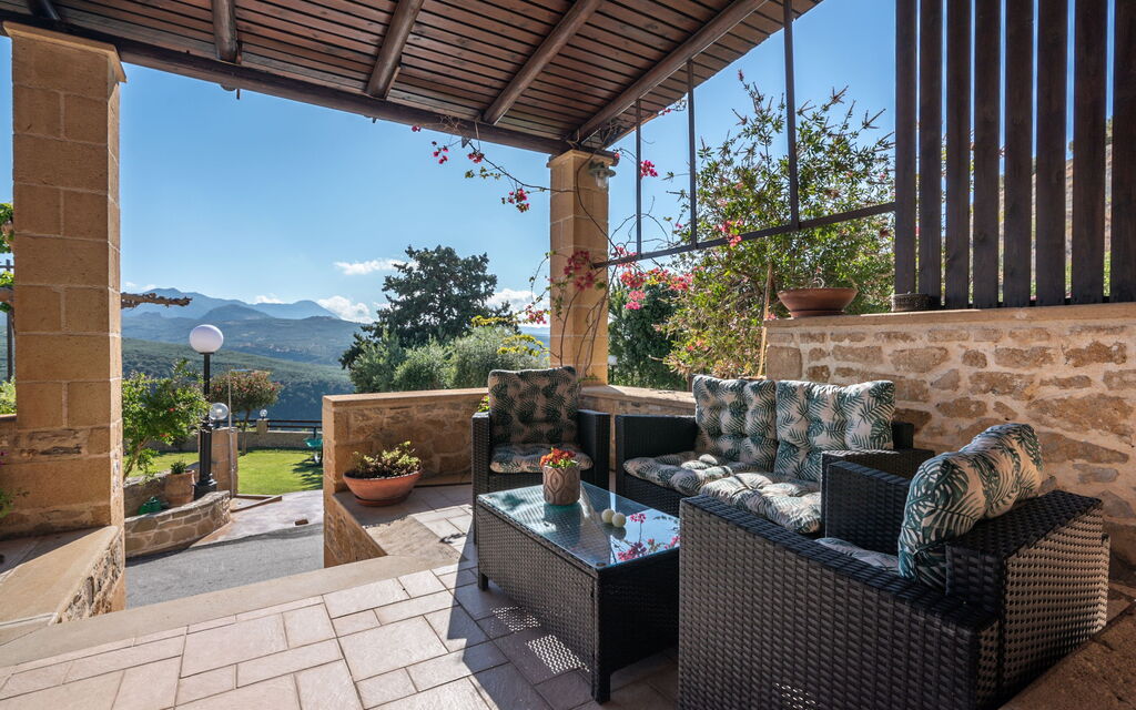 Villa Dimmare: Balcony / Terrace / Patio, Building Exterior, Outdoor, Scenic View