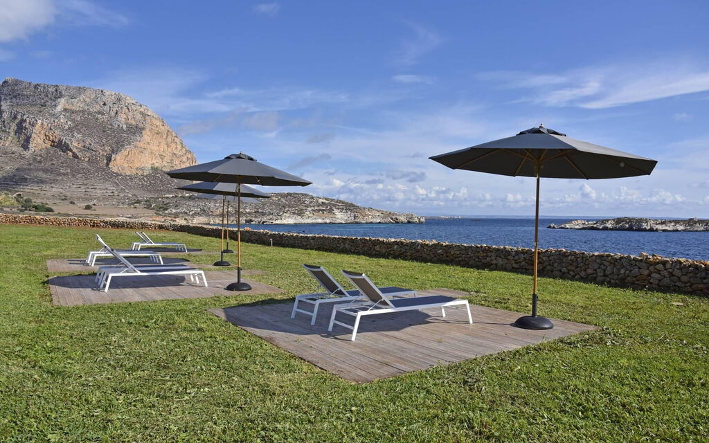 Tenuta Stornello: Building Exterior, Garden, Outdoor, Scenic View