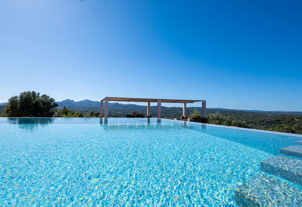 Villa Sole Tra i Ginepri: Ansichten, Außen, Draussen, Schwimmbad