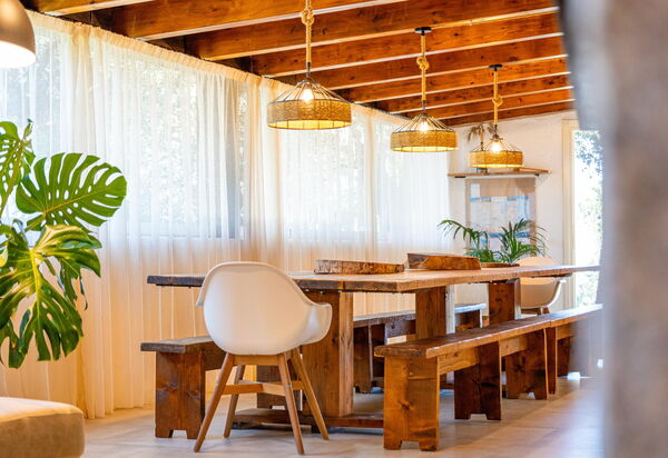 Villa Sole Tra i Ginepri: Esszimmer, Wohnzimmer