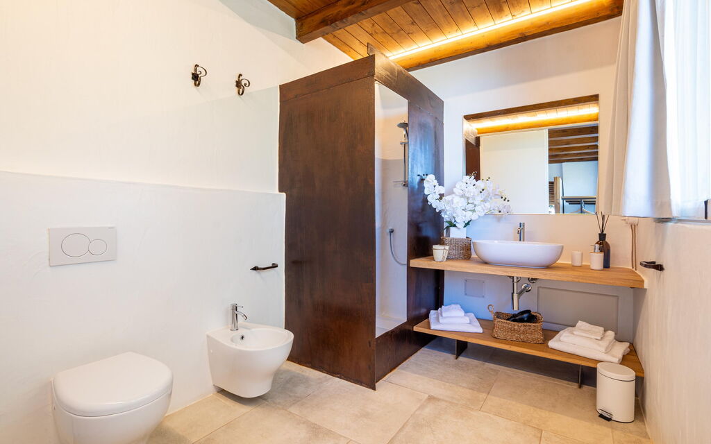 Villa Sole Tra i Ginepri: Bathroom