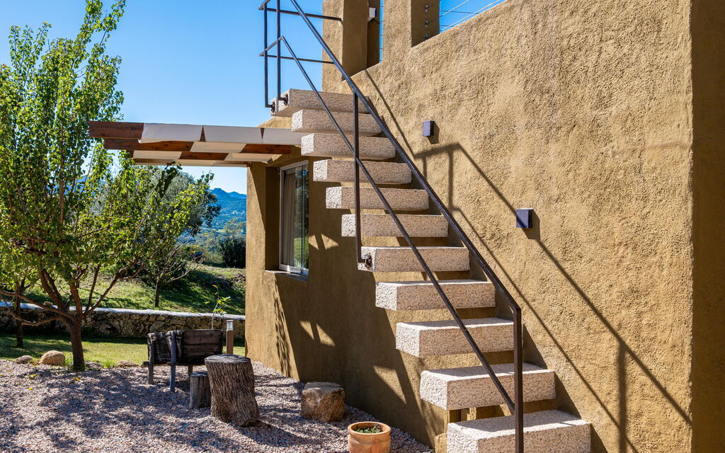 Villa Sole Tra i Ginepri: Balcony / Terrace / Patio, Building Exterior, Outdoor