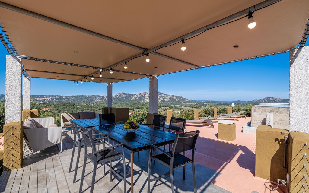 Villa Sole Tra i Ginepri: Balcony / Terrace / Patio, Building Exterior, Outdoor, Scenic View