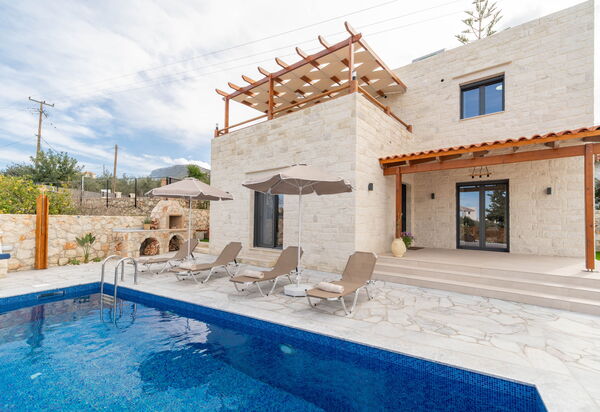 Villa Blini: bassin, Extérieur, Extérieurs