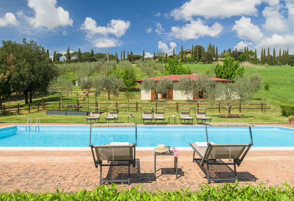 Villa la Contea: Ansichten, Außen, Draussen, Schwimmbad