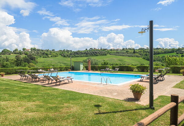 Villa la Contea: Ansichten, Außen, Draussen, Garten, Schwimmbad