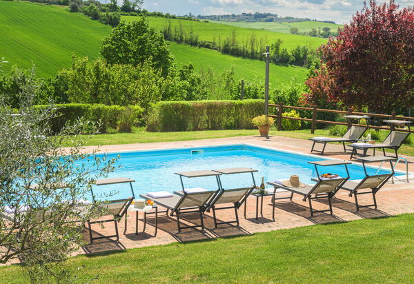 Villa la Contea: Ansichten, Außen, Draussen, Garten, Schwimmbad