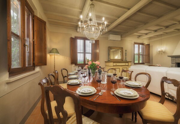 Villa la Contea: Esszimmer