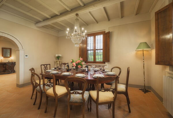 Villa la Contea: Esszimmer