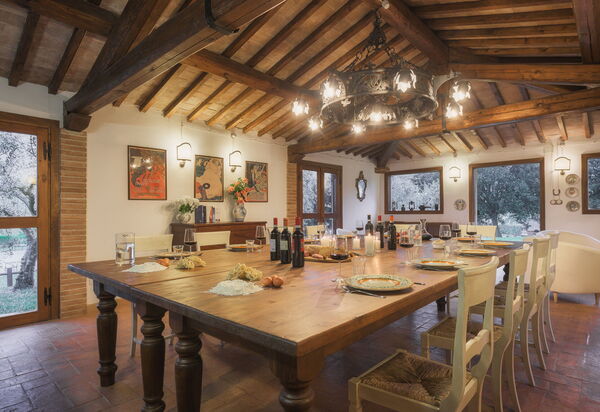 Villa la Contea: Esszimmer