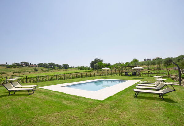 Villa Vigneto: Ansichten, Außen, Draussen, Garten, Schwimmbad