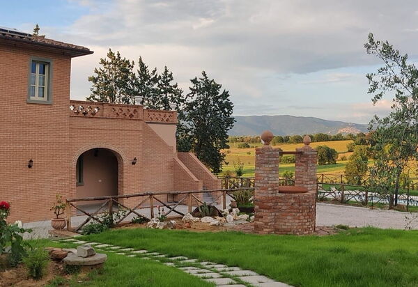 Villa Vigneto: Ansichten, Außen, Draussen, Garten