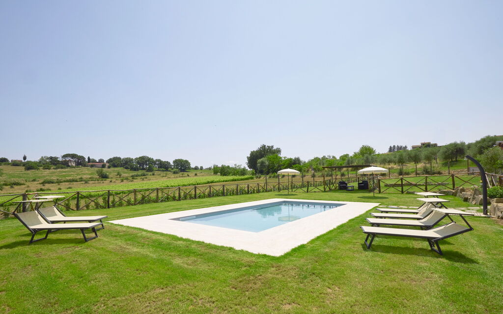 Villa Vigneto: Building Exterior, Garden, Outdoor, Pool, Scenic View