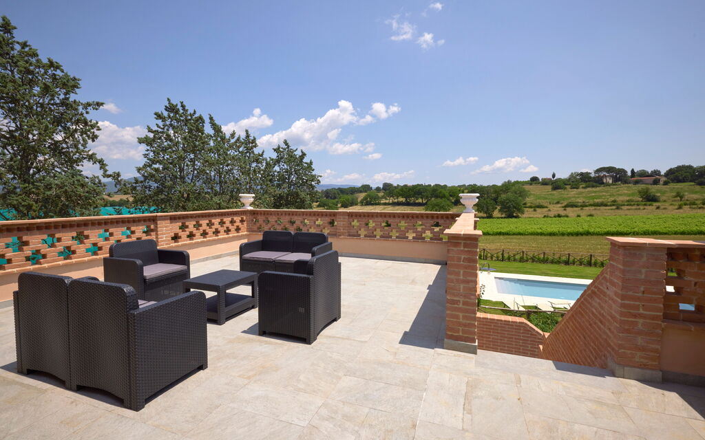 Villa Vigneto: Building Exterior, Outdoor, Pool, Scenic View