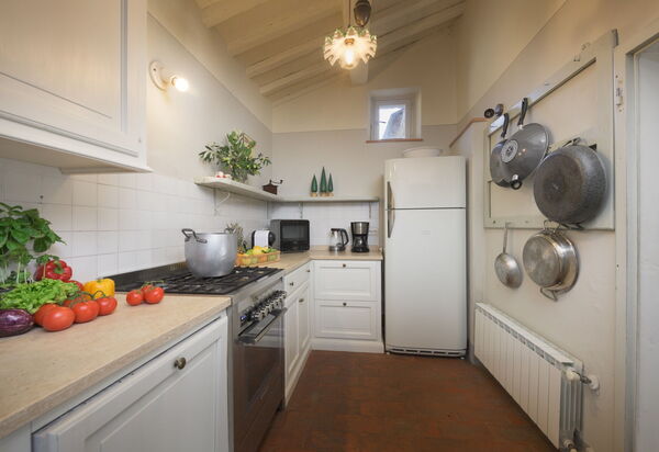 Villa Le Corchie: Küche