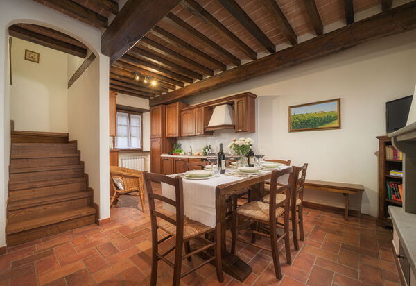 Casale Montanare: Кухня, Столовая