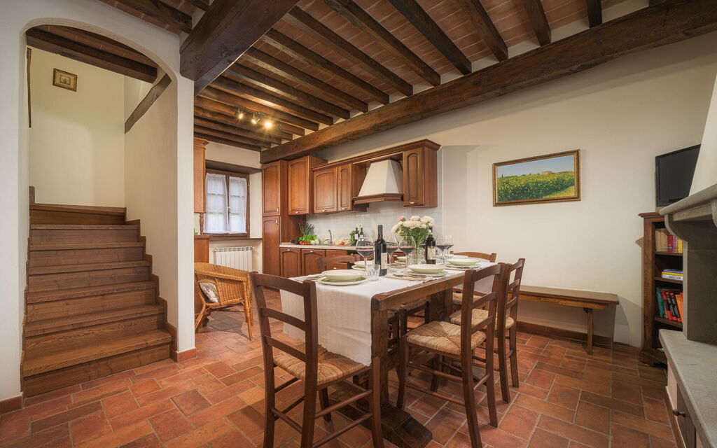 Casale Montanare: Dining Room, Kitchen