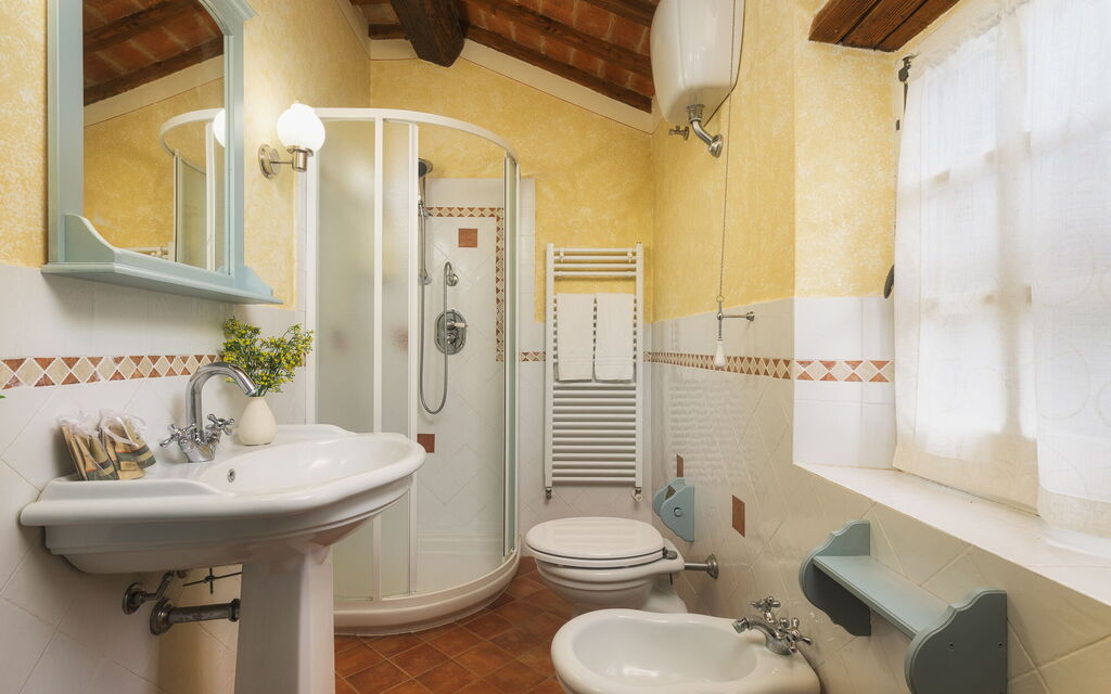 Casale Montanare: Bathroom