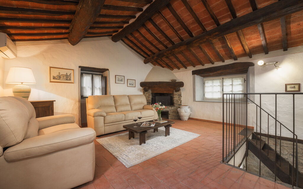 Casale Montanare: Living Room