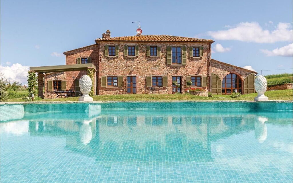 Villa Il Pozzo: Building Exterior, Garden, Outdoor, Pool