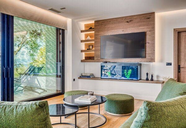 Villa Dominante: Living Room