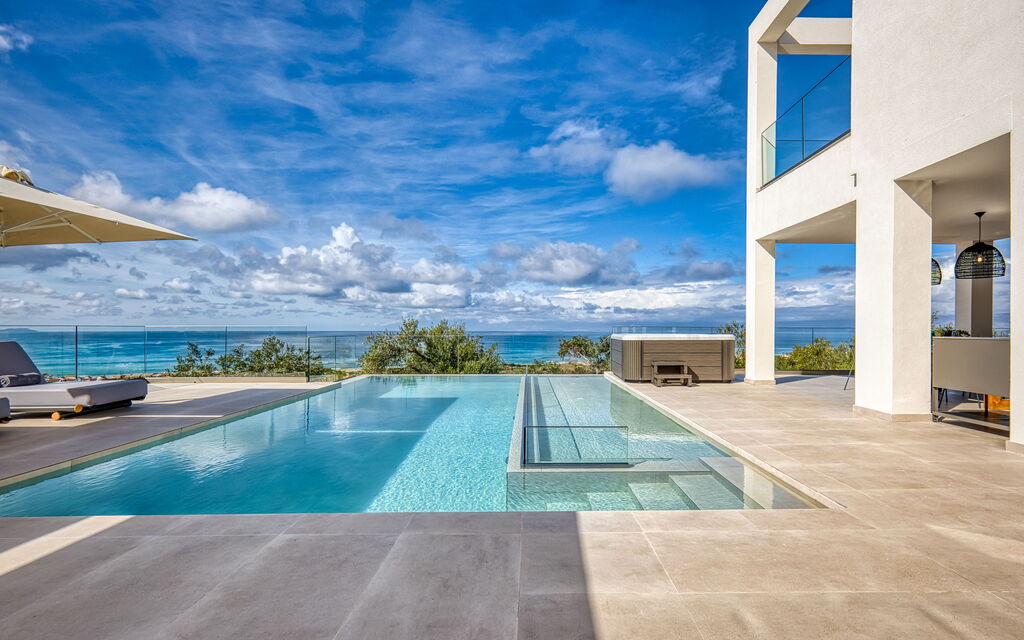 Villa Dominante: Building Exterior, Outdoor, Pool, Scenic View