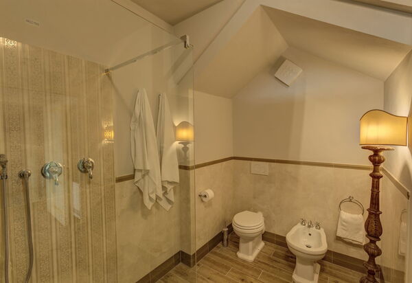 Villa Torresassa: Bathroom