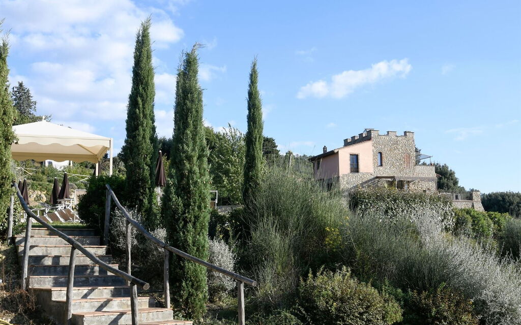 Villa Torresassa: all'aperto, Esterni