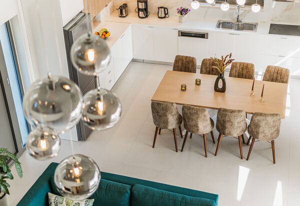 Villa Orientem Bis: Dining Room, Kitchen, Living Room